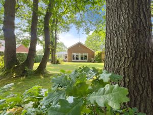 Photo 30- click for photo gallery